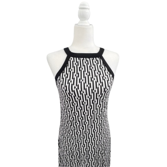 Tart Black & White Geometric Print Sleeveless Dress - Size Medium - Picture 6 of 14